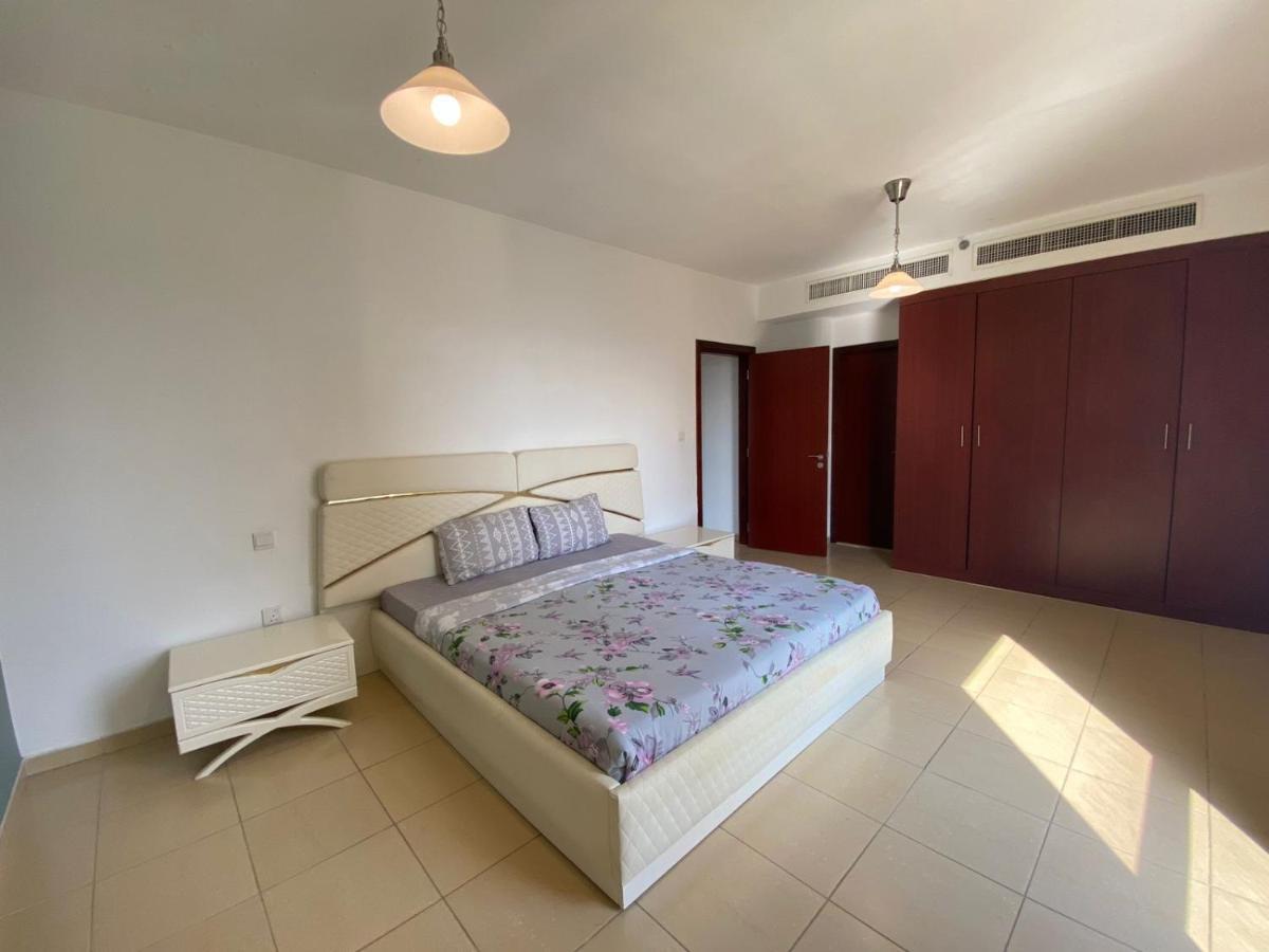 Al Mashreq Huge 2 Bedroom Rimal 1 Dubai Eksteriør bilde