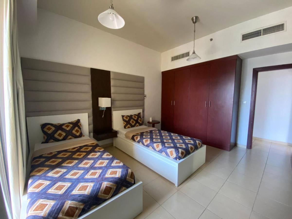 Al Mashreq Huge 2 Bedroom Rimal 1 Dubai Eksteriør bilde